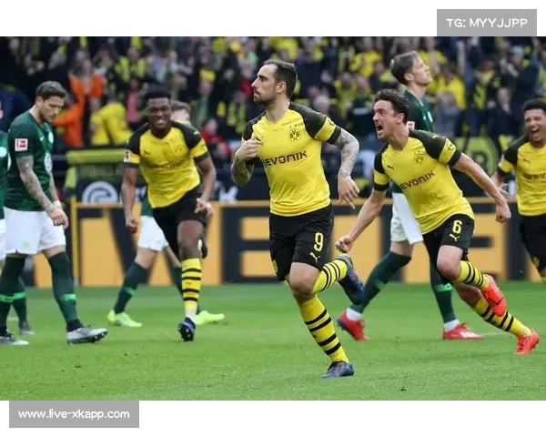 多特蒙德上半场3-0领先美因茨,吉拉西头球双响展现空中优势